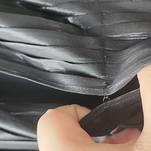 St John Couture Pleated midi Metallic Tri Tone Silk Dress - Picture 10 of 11